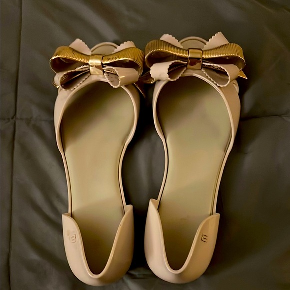 Shoes - Melissa Elegant Beige  and Gold Bow Flats